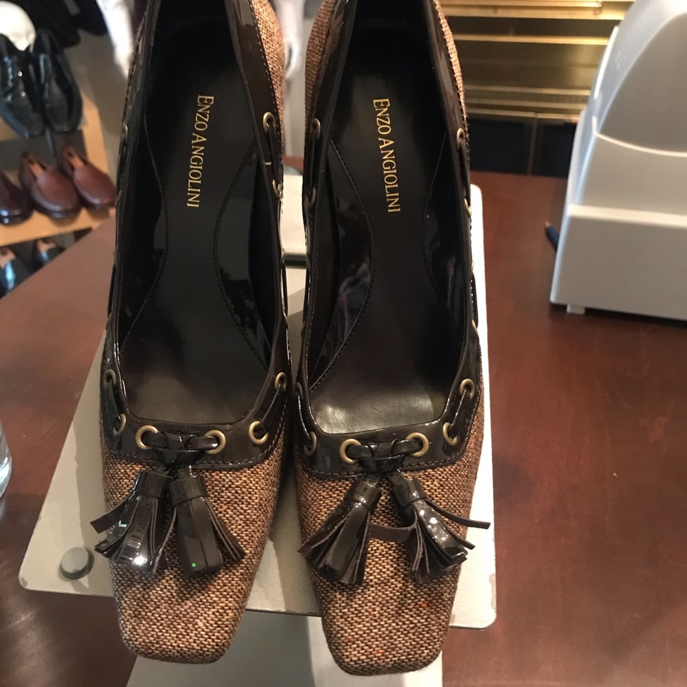 Enzo Angiolini brown tweed 7.5